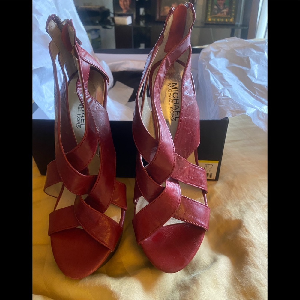 Red Crisscross Micheal Kors dress platform sandals